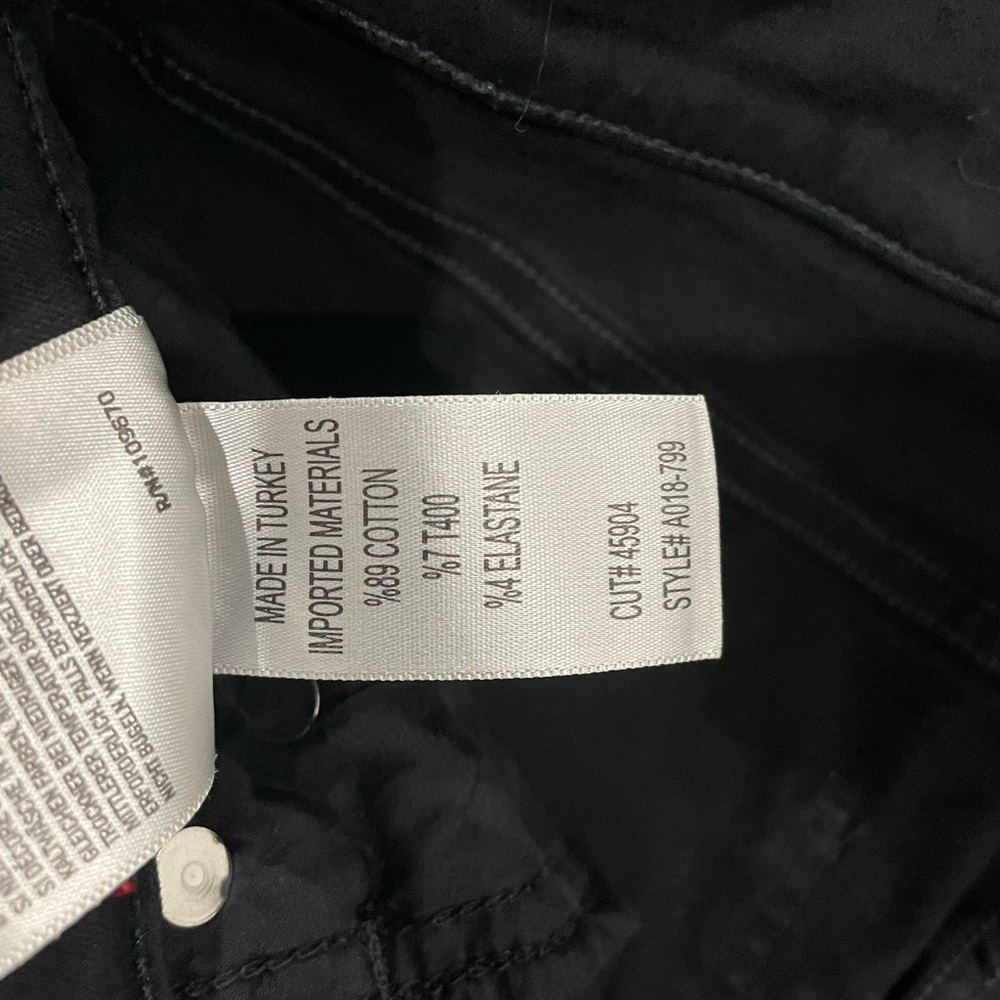 Basically New , Black Color ,No Distressing I’m 5… - image 4